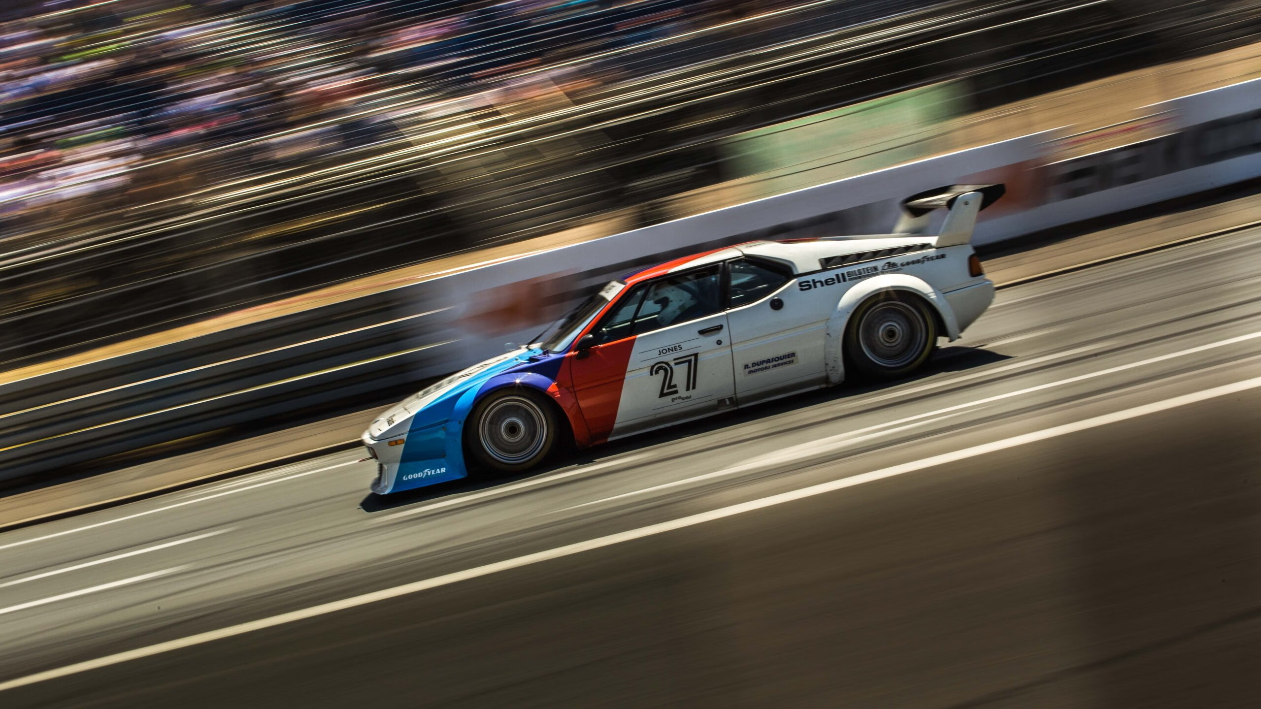 中国足球场上移动方向数据建模，足球场上的数学建模